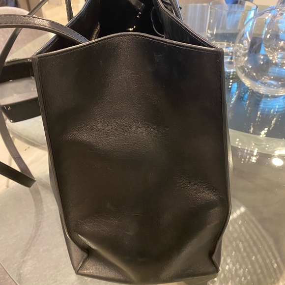 The Primo black tote from Myriam Schaefer. - Picture 9 of 9